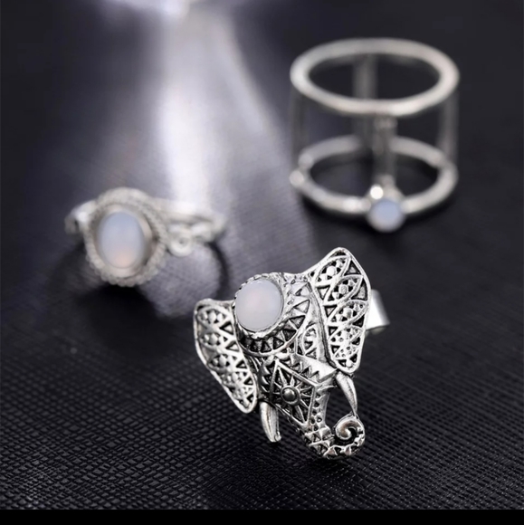 *Monroe* 3 Pc Ring Set - Picture 5 of 6